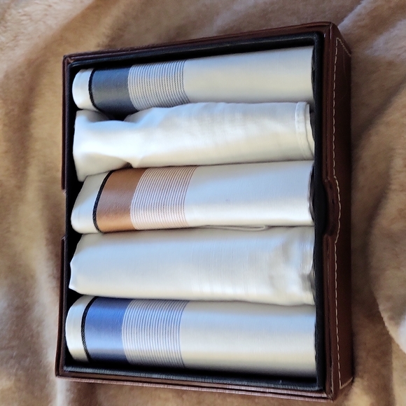 Pierre Cardin Handkerchief 5 Blue Brown Gray 2 White In Faux Leather Box - Picture 1 of 5